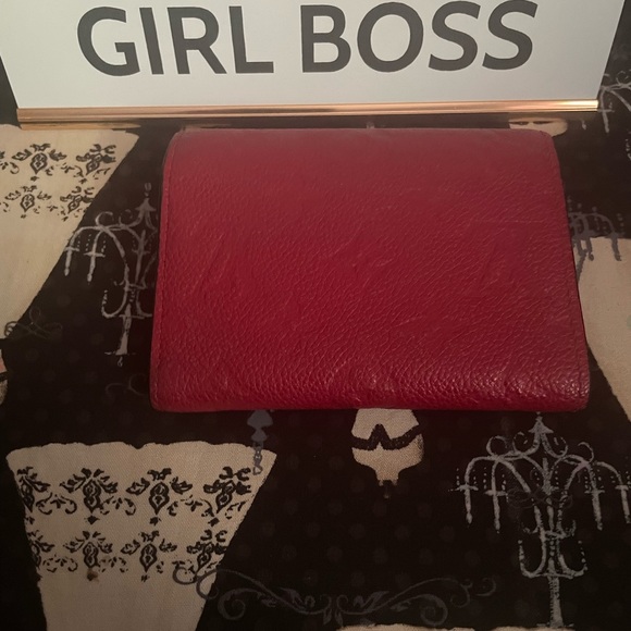 Red leather Louis Vuitton Victorian wallet - Picture 2 of 13